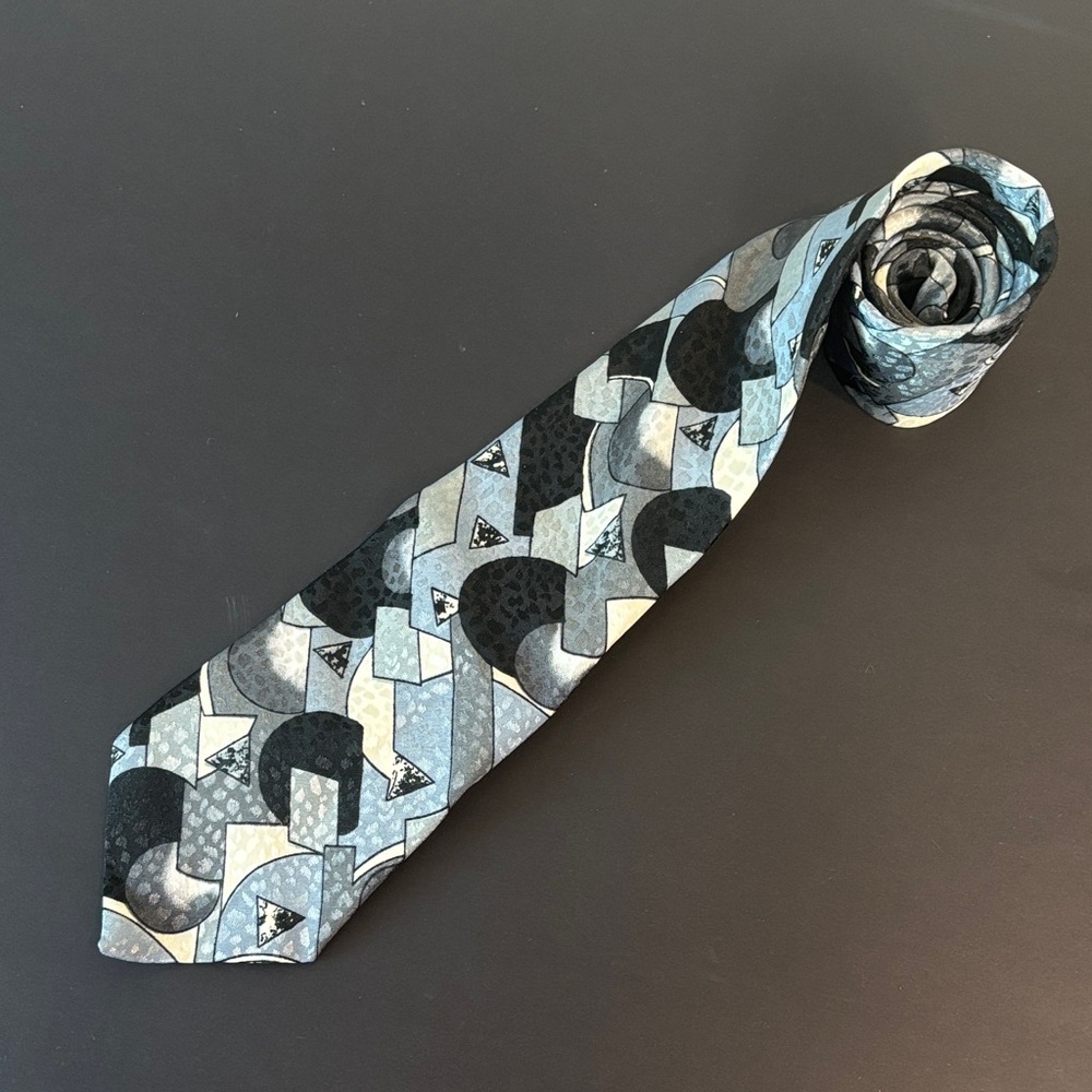 Gianno Geometric Patterned Tie - Black and Gray